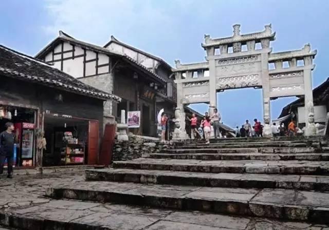 玉米发芽11天后施什么肥好？游戏画面